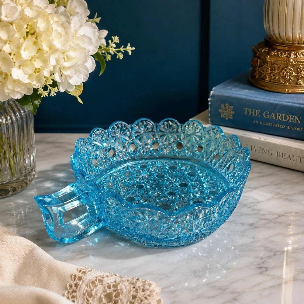 Daisy & Button Blue Nappy Dish Pressed Glass Nuts Candy Mints Bonbon 8